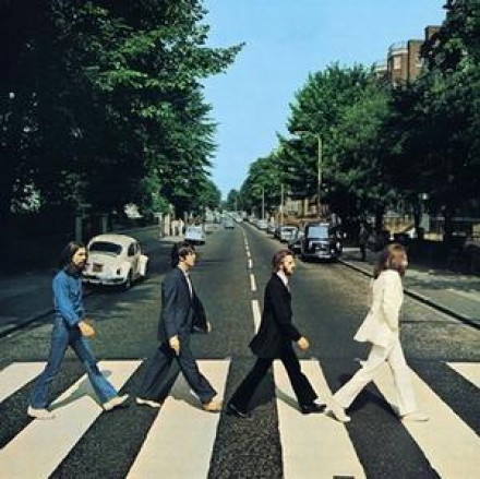 40 anni fa fu scattata la foto del “MISTERO” in Abbey Road 