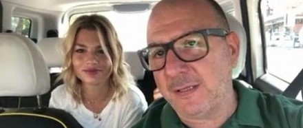 Emma Marrone duetta con il tassista e conquista il Web