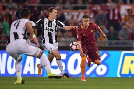 Roma vince contro la Juve, rimandato lo scudetto