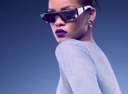 Rihanna designer e modella occhiali Dior